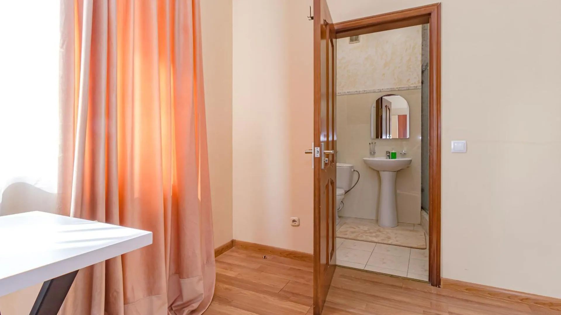 Appartement Для Большой Компании С Прекрасным Видом На Байтерек В Жк Нурсая Astana
